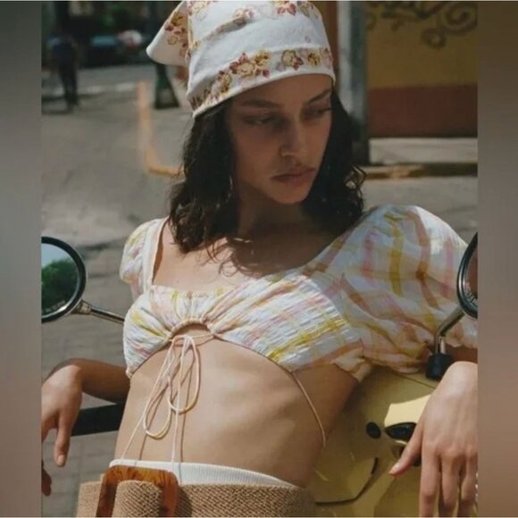For Love And Lemons Tops - For Love And Lemons Yellow and White Puff Sleeve Crop Top Size XS New with Tags